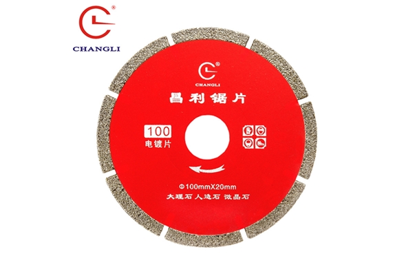 優(yōu)質(zhì)的微晶石鋸片切割的無孔微晶石在安裝時應該注意什么呢？
